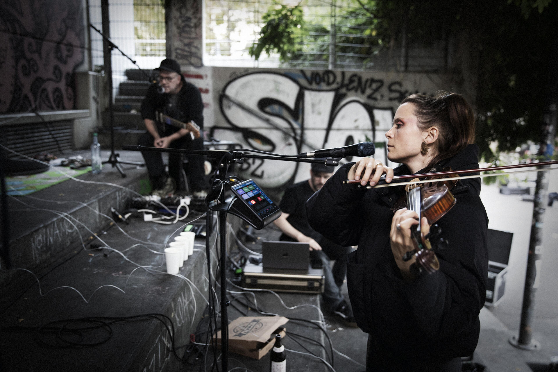 Chris Dahlgren, Gareth Lubbe